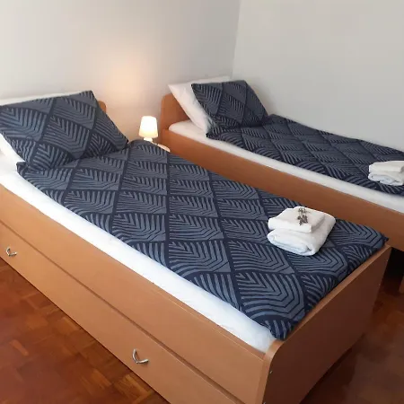 Apartman Lila Appartement *